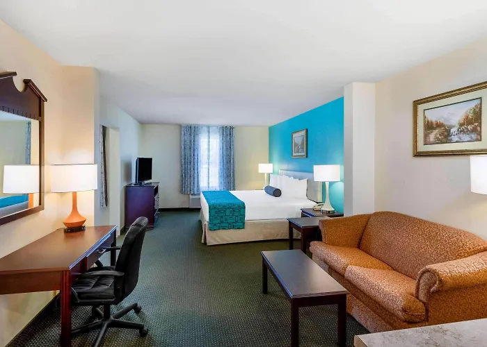 Howard Johnson By Wyndham Houma